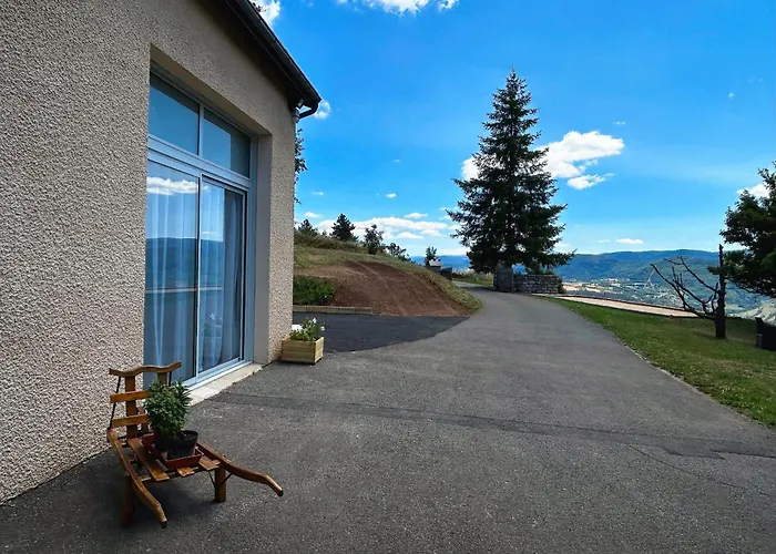 Le Séquoia --- Vue Extraordinaire - Nature - Calme - Netflix - Wifi - Randonnée Hébergement de vacances